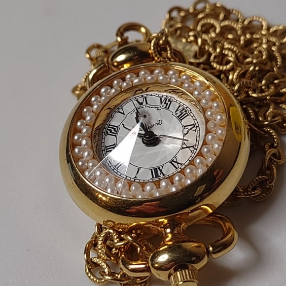 Very Pretty Roman Numeral Necklace Watch With Faux Pearls 29 Inches Long - Picture 6 of 7